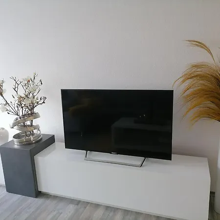Helle Premium Christine Ruhig Citynah, 100qm, Sonnentrasse *