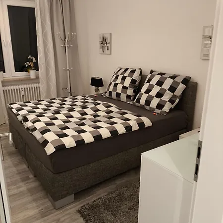 Helle Premium Christine Ruhig Citynah, 100qm, Sonnentrasse Apartmán
