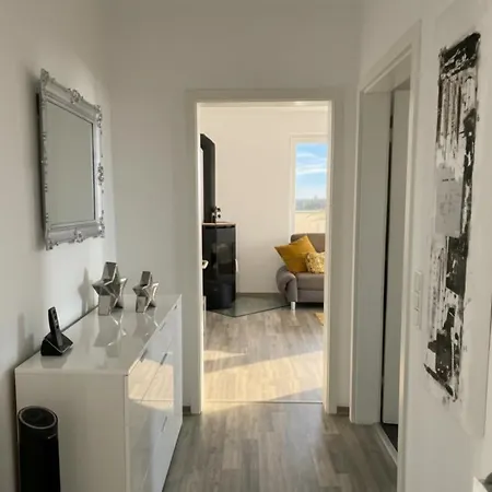 Helle Premium Christine Ruhig Citynah, 100qm, Sonnentrasse Apartmán *
