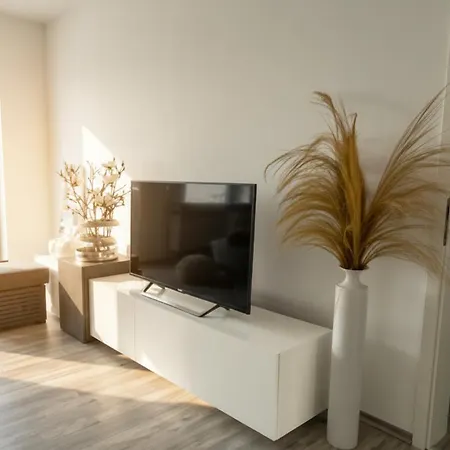 Apartamento Helle Premium Christine Ruhig Citynah, 100qm, Sonnentrasse *
