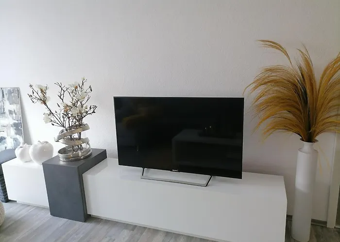 Helle Premium Christine Ruhig Citynah, 100qm, Sonnentrasse *