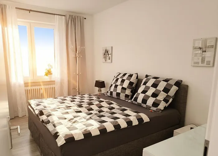 Helle Premium Christine Ruhig Citynah, 100qm, Sonnentrasse Appartement Zweibrücken