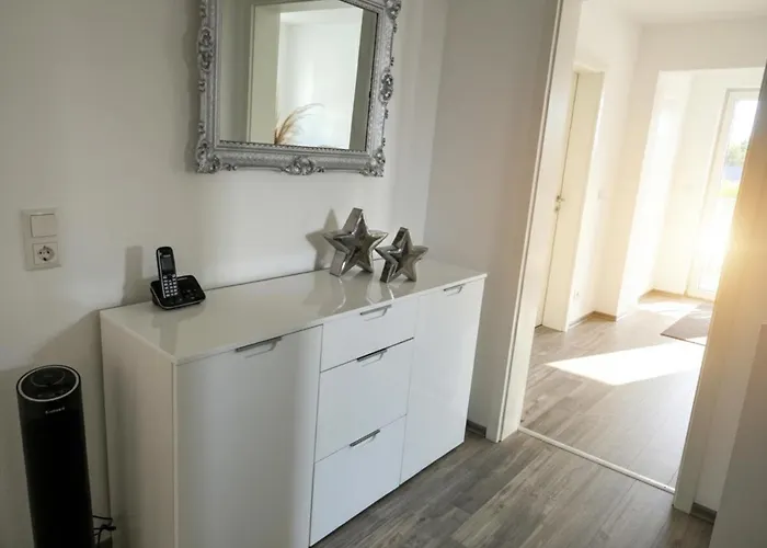 Helle Premium Christine Ruhig Citynah, 100qm, Sonnentrasse *