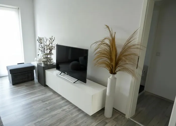 Helle Premium Christine Ruhig Citynah, 100qm, Sonnentrasse Appartement